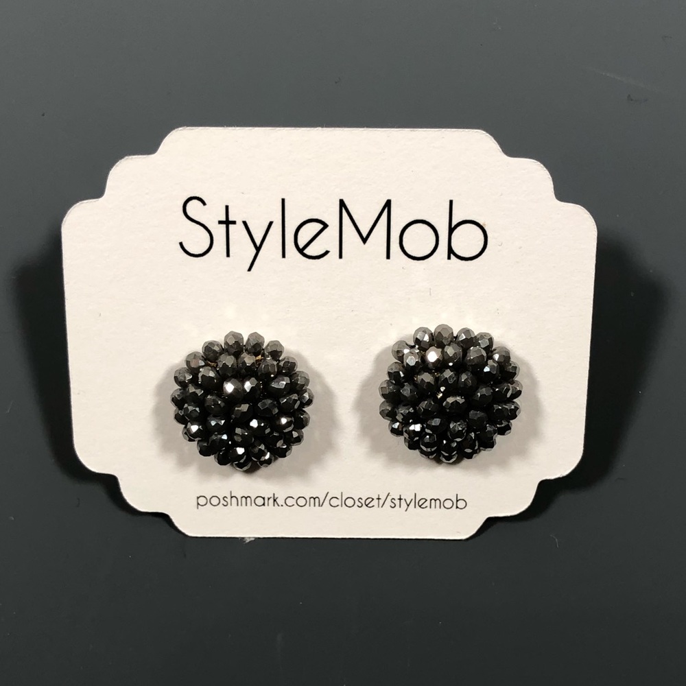 New! Dark gray stud earrings.